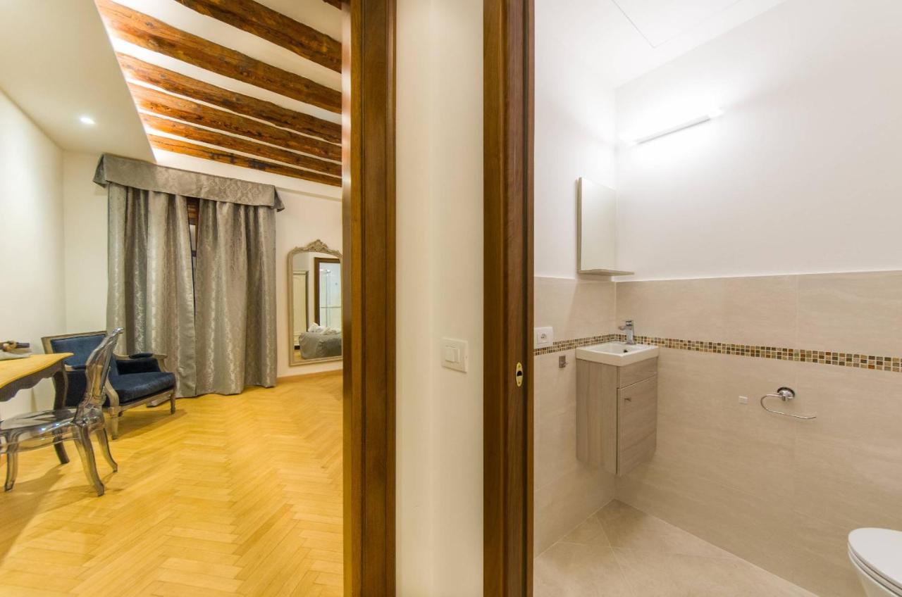Residenza La Torretta Veneza Exterior foto